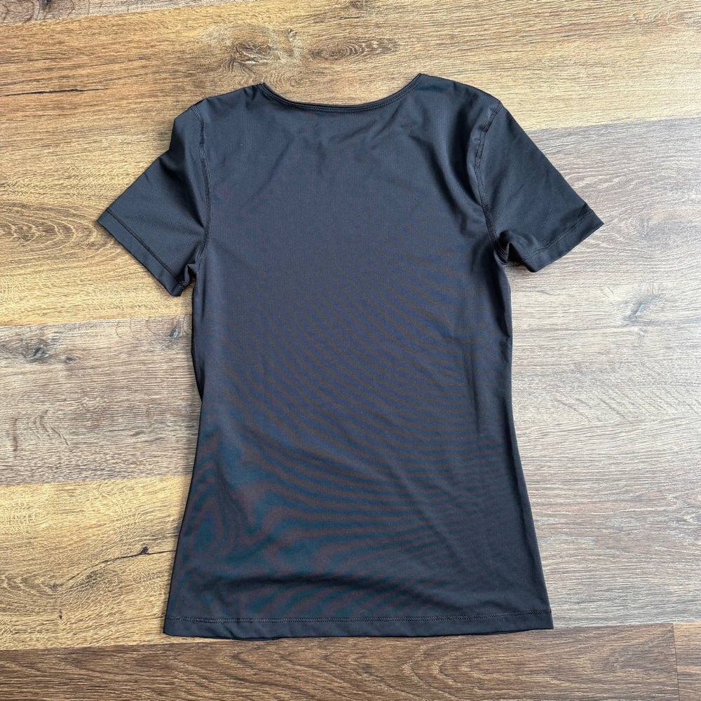 nike tee - Picture 3 of 5
